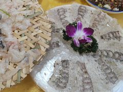 -官塘陈记鱼生·潮汕砂锅粥·牛肉火锅(潮枫路总店)