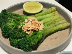 烤西兰花苔-胡麻(静安嘉里店)