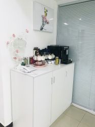 -荟草堂专业痘肌皮肤管理