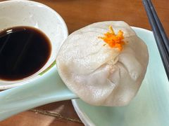 蟹粉小笼包-忆秦园小笼包(惠山古镇总店)