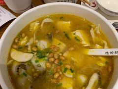 -渝是乎川渝小炒(新世界百货望京店)