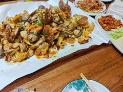 -东来菜馆•手抓海鲜家常菜•海鲜锅贴(鸽子窝店)