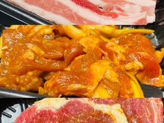 -炽城·烤肉名家(鸿达中央广场店)