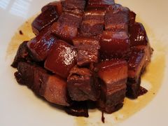 招牌红烧肉-俏江南天津时尚曲艺主题餐厅(马场道店)