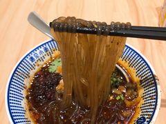 小小酸辣粉-遇见小面(凯德广场店)