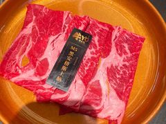 -牛YO寿喜烧·铁板烧和牛火锅自助(市府恒隆店)