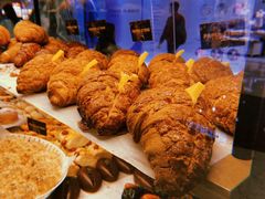 焦糖牛角酥-PAPER STONE BAKERY(天汇广场店)