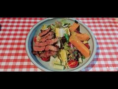 -鲨鱼美式餐厅酒吧Sharky