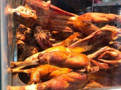 招牌冷吃兔-鑫记婆婆兔·成都特产·兔头手撕兔(太古里店)