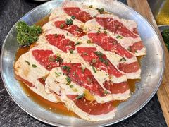 特味肥牛-明洞阿姨·韩式酱蟹烤肉·创意料理(望京1988创始店)