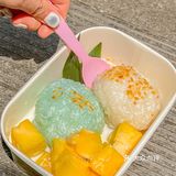 边走边吃的芒果糯米饭 一口魂穿泰国街头