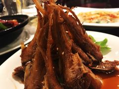 蜜汁烤子鱼-鹿港小镇(霄云店)