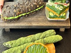 -HOT CRUSH趁热集合·现烤面包(上海环球港店)