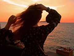 -Sunset Bar(丹绒亚路香格里拉店)