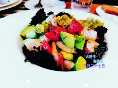 牛油果虾仁沙拉-兰特伯爵西餐厅·啤酒屋(方庄店)