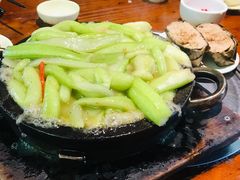 铁板鲜芋梗-农厨好味·温泉鹅·农家菜