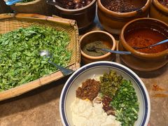 -云阿蛮云南生烫牛肉米线(奉贤路店)