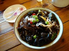 -闯关东东北农家菜(崂山石老人店)