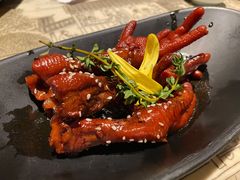 吮指鸡爪-桂满陇天书(南京德基旗舰店)