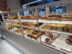 -好利来(上海长宁龙之梦店)