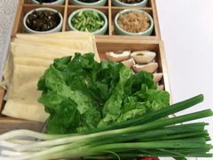 -阳光家常菜游客餐厅(千佛山店)