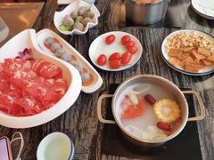 -云中捞高空旋转餐厅(商茂世纪广场店)