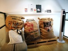 -red donkey coffee