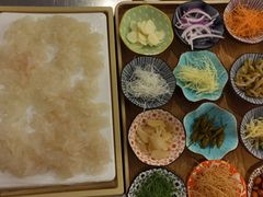 -渔顺生·顺德鱼生·粥底火锅·桑拿鸡(渔人码头店)