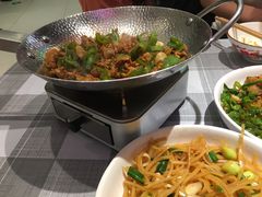 辣椒炒黑猪肉-彭耕记猪油炒小菜(吉联mall店)