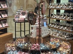 -Laderach 莱德拉(上海环贸iapm店)