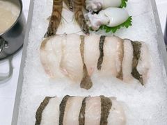 -红鼎豆捞·非遗鲍皇汤火锅(宝丰路店)