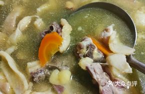 Fresh Dendrobium Juice Steamed Free-range Chicken