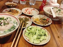 -老方桌烂蹄花川菜馆(九龙坡店)
