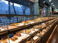 面包甜点陈列柜-新侨三宝乐面包店(崇文门店)
