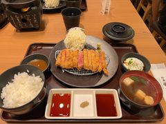 -牛カツ京都勝牛(河原町蛸薬師店)