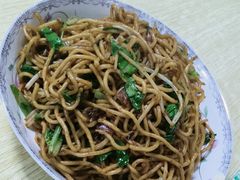 -小许三鲜砂锅馄饨店(家多乐烟酒店)