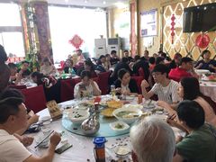 大堂-魏四小鱼锅贴王