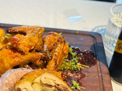 -LESCEDARS Brasserie Bistro香柏树