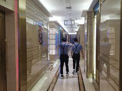 -Huange欢歌KTV(欣都龙城vcpark购物中心店)