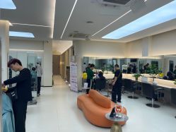 -优尚·烫·染·店