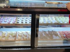 面包甜点陈列柜-悟烧·自助烤肉料理(秋林旗舰店)