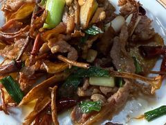 -蜗牛小馆醉乡民谣云南菜(惠新西里店)