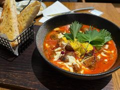 -Two Birds One Stone·一石二鸟(诚品生活店)