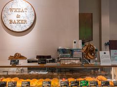 面包甜点陈列柜-WHEAT&BAKER-麥(凯德来福士店)
