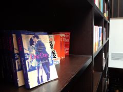 -钟书阁(松江泰晤士小镇店)