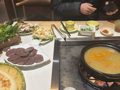 -有一锅·黑山羊腊排骨野生菌火锅(黑龙潭旗舰店)