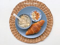 海盐牛角包-PAPER STONE BAKERY(天环店)