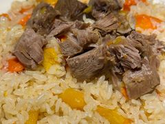 肉碎手抓饭-巴扎美食·新疆菜·西域歌舞表演餐厅(新疆大厦店)
