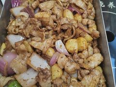 -老东镇啤酒屋海鲜加工·蒸汽海鲜·海鲜烧烤(台东店)