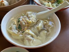 三鲜开洋馄饨-忆秦园小笼包(惠山古镇总店)